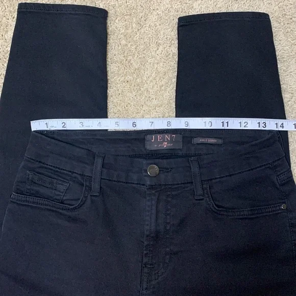 Jen7 by 7 For All Mankind smooth Black Ankle Skinny Jeans‎ Size 4 mid rise - Picture 3 of 11